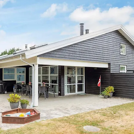 Feriehus 5 Star In Vaeggerlose
